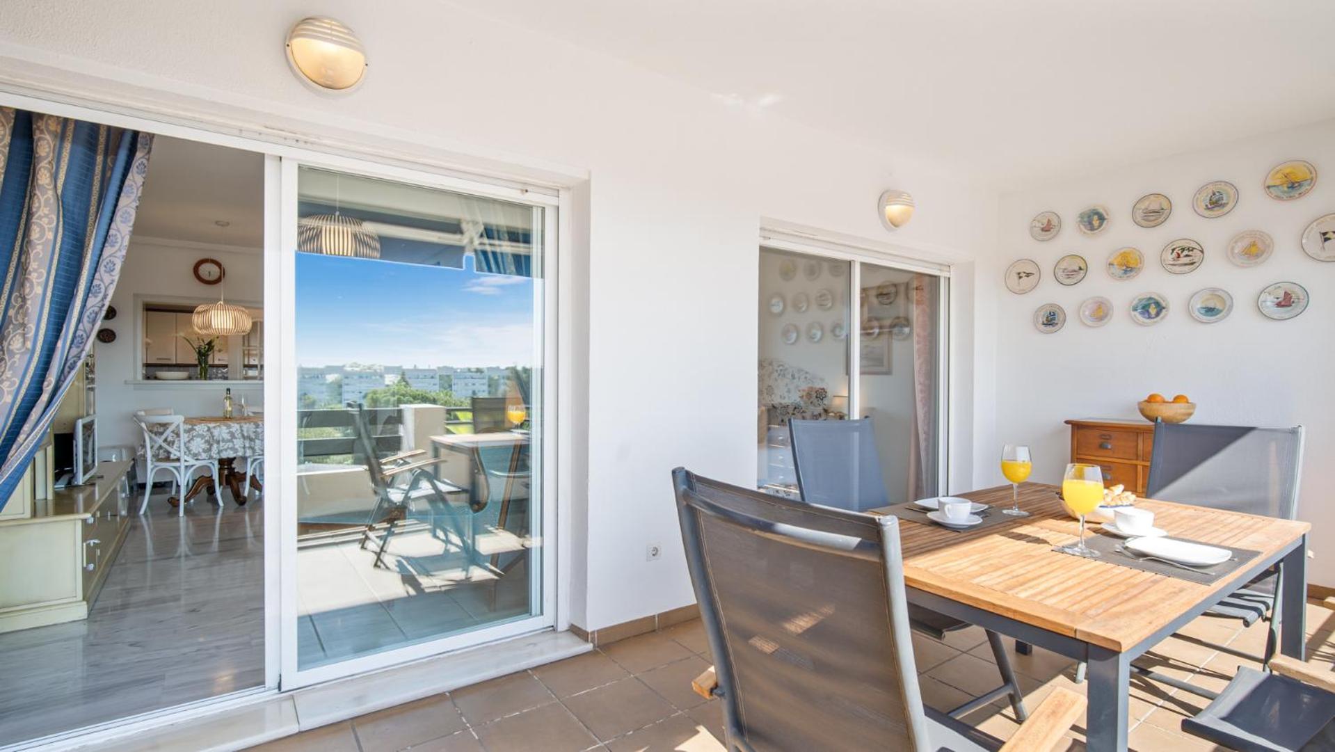 1 Bedroom Apartment, With Sea Views, In Medina Garden - Puerto Banus Marbella Dış mekan fotoğraf